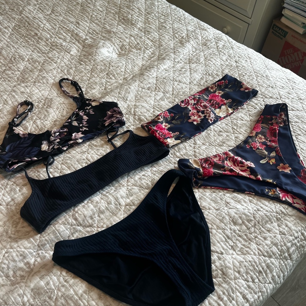 Triangl Bikini BUNDLE (5)